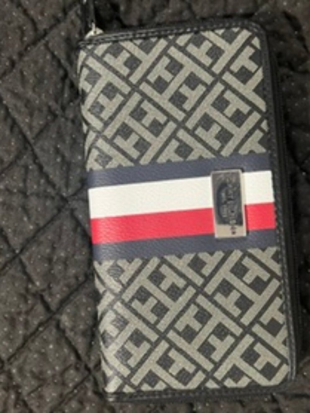 Tommy Hilfiger wallet